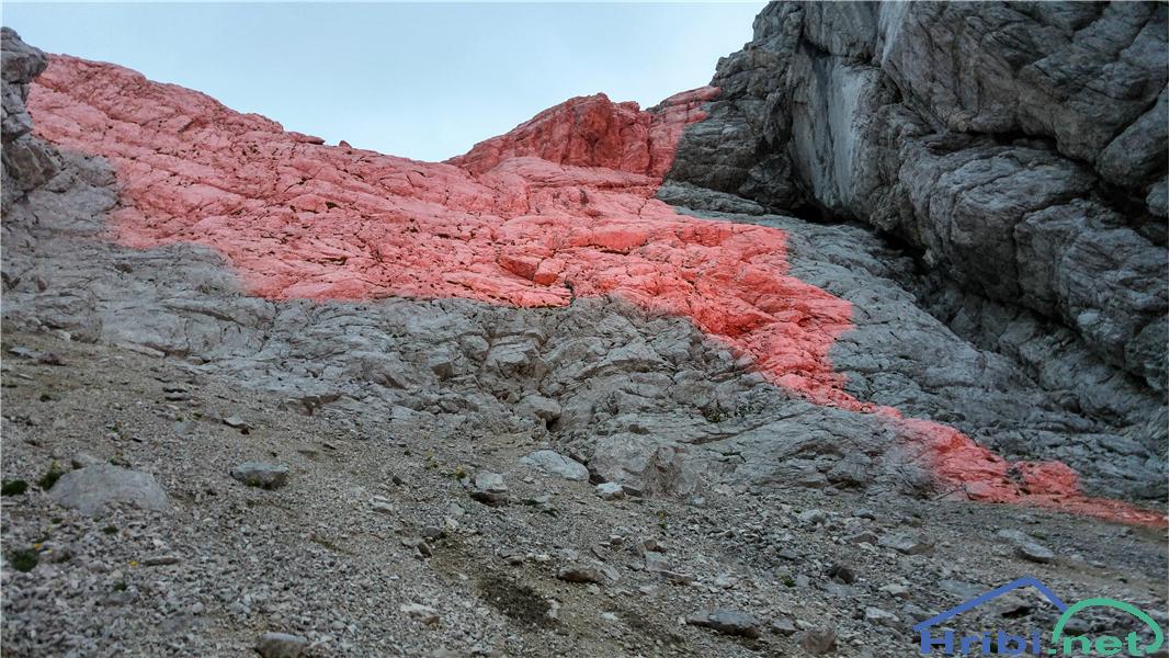 Turski žleb sončni vzhod, neverjetno, brez besed, sem sprva mislil da so skale rdeče barve