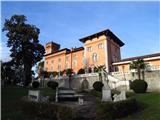 tokrat sem raziskovala okolico Krmina in se ustavila pri gradu Spessa pri Koprivnem (Capriva del Friuli)
