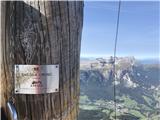 Sas dla Crusc, Piza dales Diesc, Lavarela in Conturines Na vrhu prvega od 4-ih vrhov (trije tritisočaki in eden, ki mu manjka do magične meje 97 m)