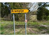 Krpanova pot Gremo na pot-proti vasi Kramplje.