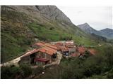Camino Lebaniego – z morskih obal v objem gora Ena od gorskih vasic