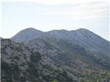 Debelo brdo Ljubljan ter greben v desno proti Vickovemu stupu
