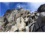 Vzpon po gruščnatem zaključnem grebenu južnega vrha Wildspitze III.: zadnji skok pod vrhom