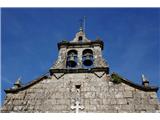 Camino Sanabres Večina vaških cerkva je v slabem stanju, le redke so obnovljene. Katedrale v mestih so nasprotno bogato opremljene
