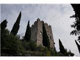 Cima Colodri Castello di Arco, straodavna utrdba na enkratni poziciji