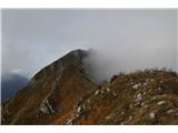 Monte Piciat - 1617 m Počasi se le začnemo konkretneje dvigati