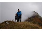 Monte Piciat - 1617 m Trave so bile mokre, vetra pa na srečo dan po vetrolomu ni bilo niti za vzorec