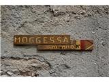 Monte Monticello in Moggessa, dve vasici iz nekih drugih časov V tej smeri se gre za Moggessa di Qua