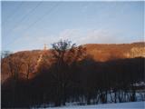 Dreveniška gora ...sestop iz Dreveniške gore je za mano in pogled na stolpa  v soncu...