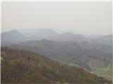 Ravna gora 694 m pogled proti Donački sicer slaba vidljivost